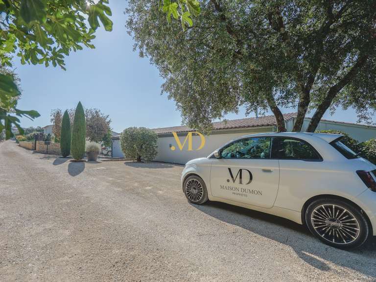 Maison Saint-Saturnin-lès-Apt - 3 chambres - 98m²