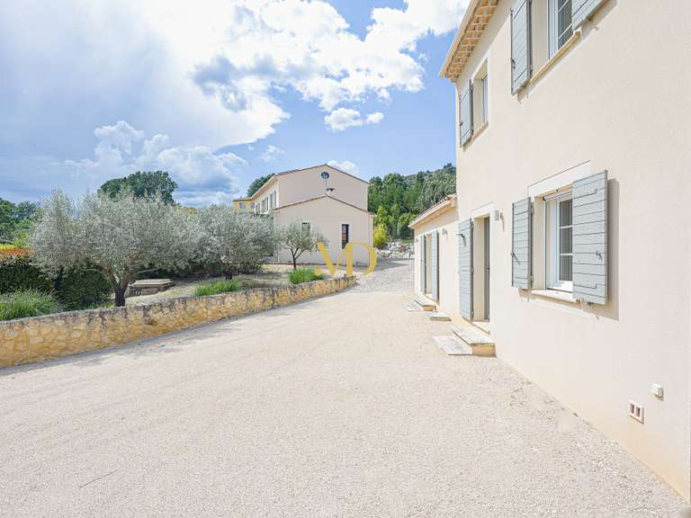 Maison Saint-Saturnin-lès-Apt - 4 chambres - 310m²