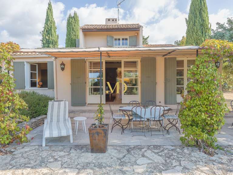 Maison Saint-Saturnin-lès-Apt - 3 chambres - 105m²