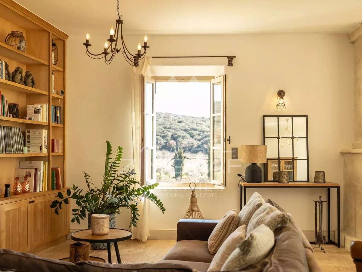 Maison Saint-Saturnin-lès-Apt