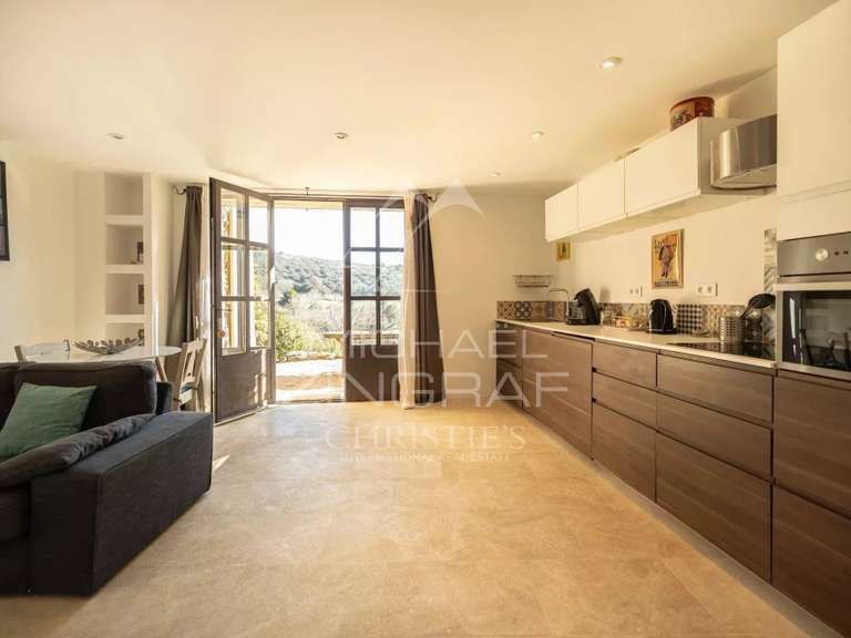 Maison Saint-Saturnin-lès-Apt - 8 chambres - 521m²