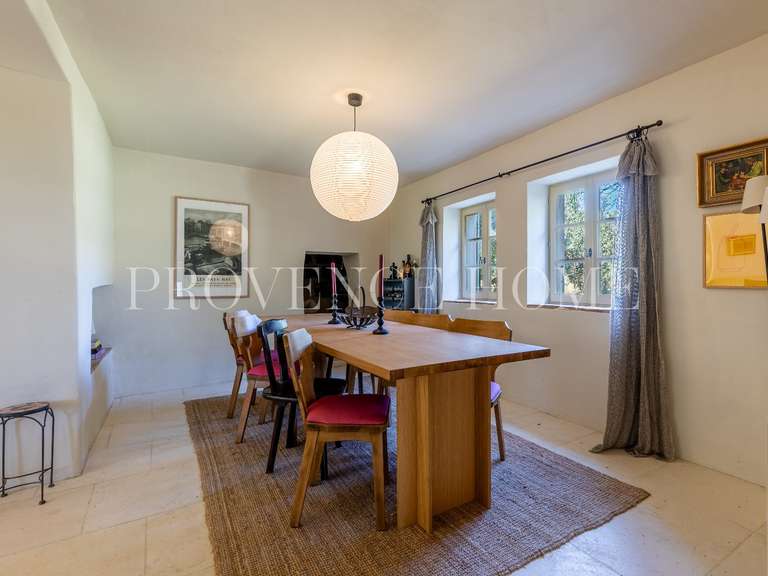 Propriété Saint-Saturnin-lès-Apt - 5 chambres - 268m²