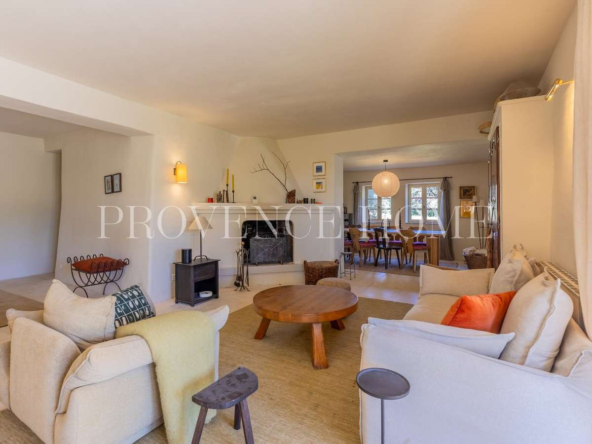Propriété Saint-Saturnin-lès-Apt