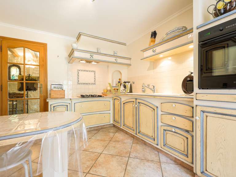 Villa Saint-Saturnin-lès-Apt - 3 bedrooms - 170m²