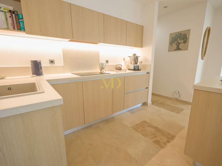 Villa Saint-Saturnin-lès-Apt - 4 bedrooms - 150m²