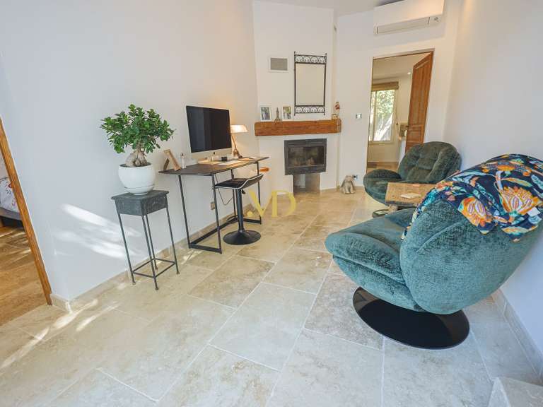 Villa Saint-Saturnin-lès-Apt - 4 bedrooms - 150m²