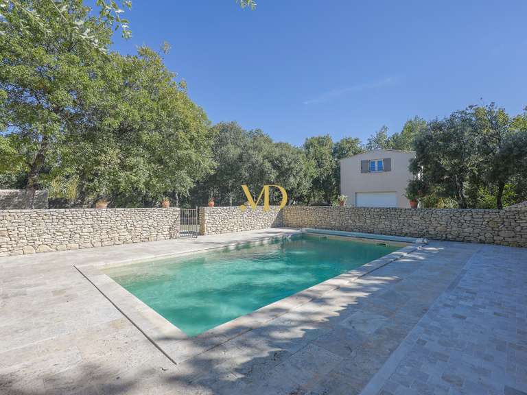 Villa Saint-Saturnin-lès-Apt - 4 bedrooms - 150m²