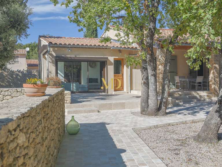Villa Saint-Saturnin-lès-Apt - 4 bedrooms - 150m²