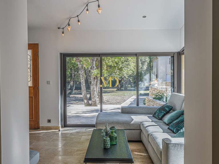 Villa Saint-Saturnin-lès-Apt - 4 bedrooms - 150m²