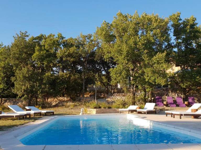 Villa Saint-Saturnin-lès-Apt - 5 chambres - 245m²