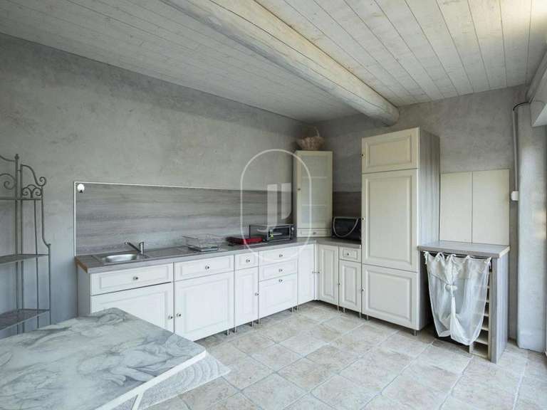 Villa Saint-Saturnin-lès-Apt - 5 chambres - 230m²