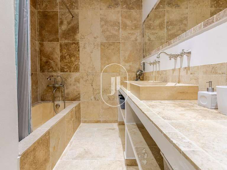 Villa Saint-Saturnin-lès-Apt - 4 chambres - 130m²