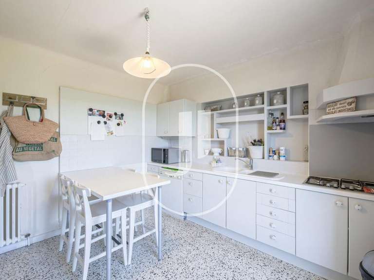 Villa Saint-Saturnin-lès-Apt - 5 chambres - 160m²