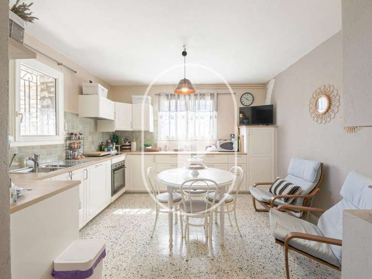 Villa Saint-Saturnin-lès-Apt - 5 chambres - 160m²