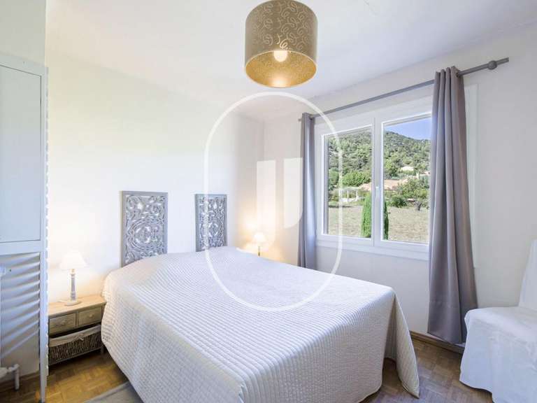 Villa Saint-Saturnin-lès-Apt - 5 chambres - 160m²