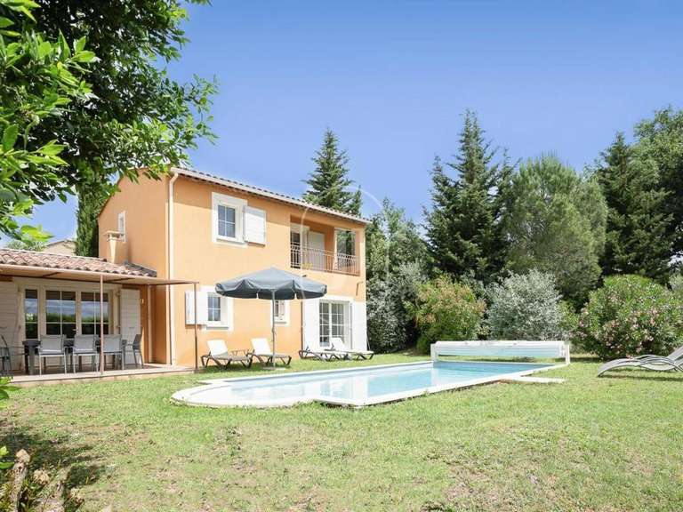 Villa Saint-Saturnin-lès-Apt - 4 bedrooms - 157m²