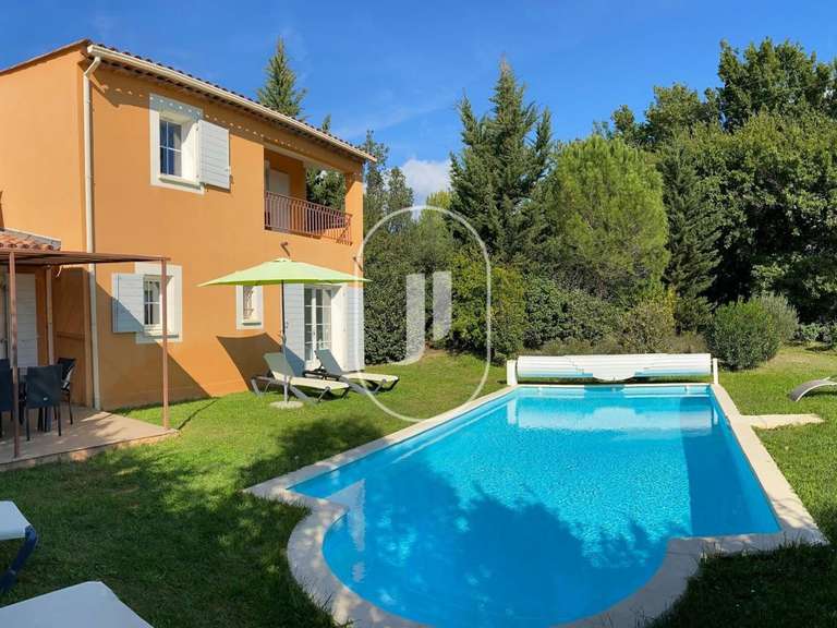 Villa Saint-Saturnin-lès-Apt - 4 bedrooms - 157m²