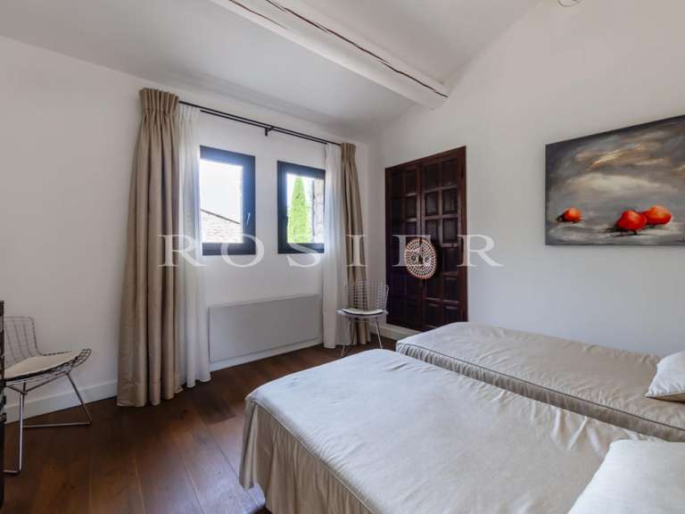 Villa Saint-Saturnin-lès-Apt - 5 chambres - 295m²