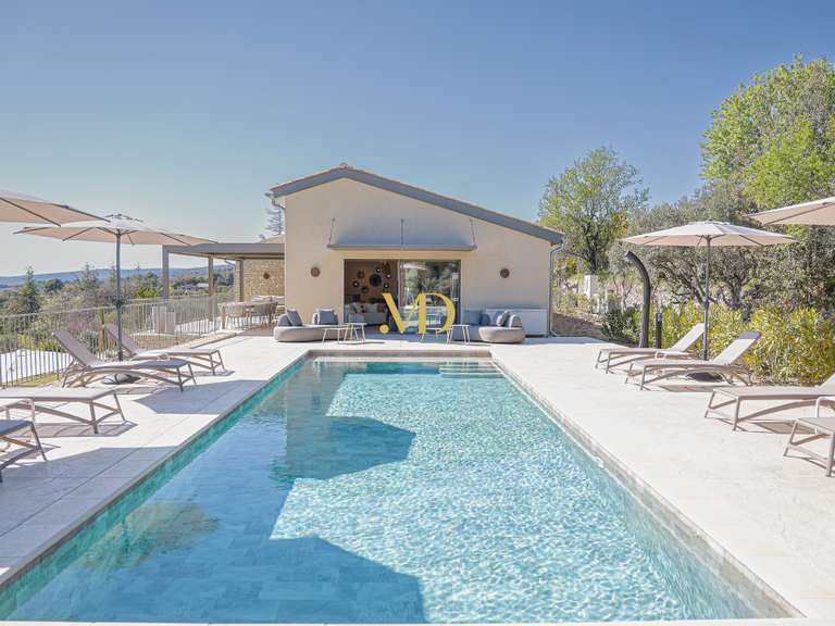 Villa Saint-Saturnin-lès-Apt - 5 chambres - 232m²