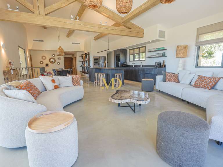 Villa Saint-Saturnin-lès-Apt - 5 chambres - 232m²