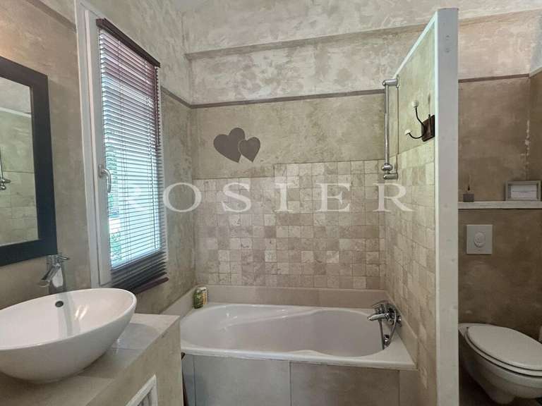 Villa Saint-Saturnin-lès-Apt - 5 chambres - 325m²