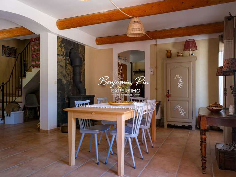 Villa Saint-Saturnin-lès-Apt - 3 bedrooms - 161m²