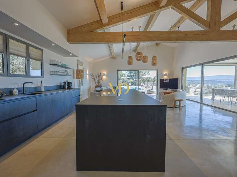 Villa Saint-Saturnin-lès-Apt - 5 chambres - 232m²