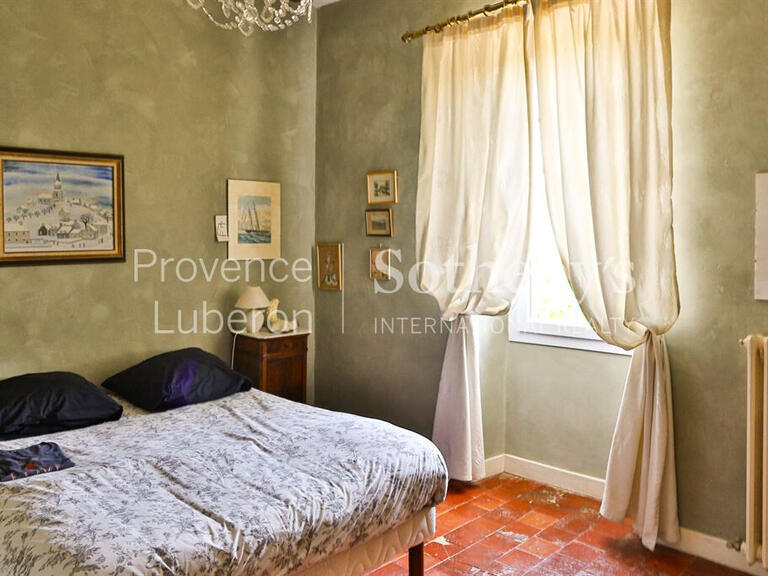 Sale House Saint-Saturnin-lès-Avignon - 5 bedrooms