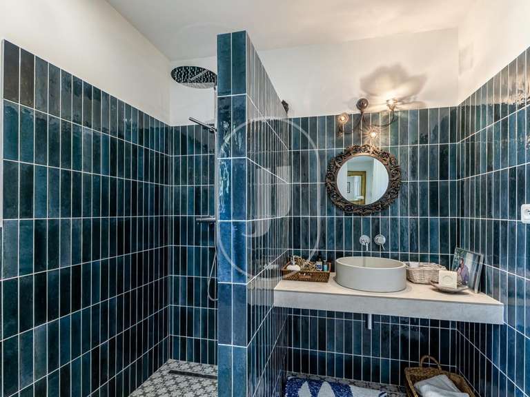 Villa Saint-Saturnin-lès-Avignon - 3 chambres - 135m²