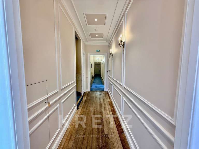 Château Saint-Sauveur-Villages - 13 chambres - 911m²