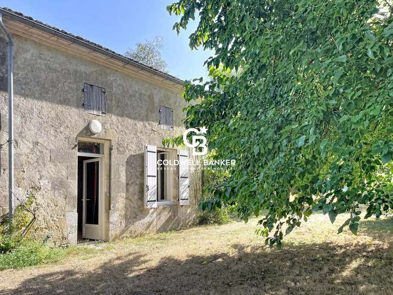 Propriété Saint-Savinien - 6 chambres - 620m²