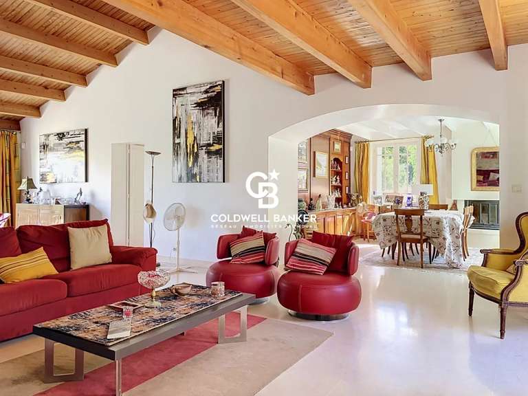 Propriété Saint-Savinien - 6 chambres - 620m²