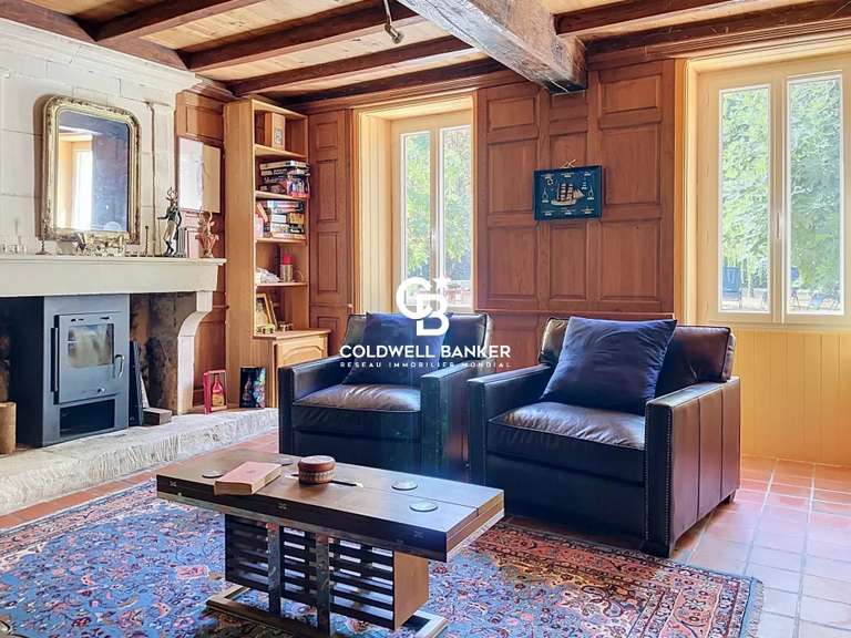 Propriété Saint-Savinien - 6 chambres - 620m²