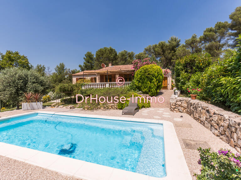 Villa Saint-Savournin - 3 bedrooms - 100m²