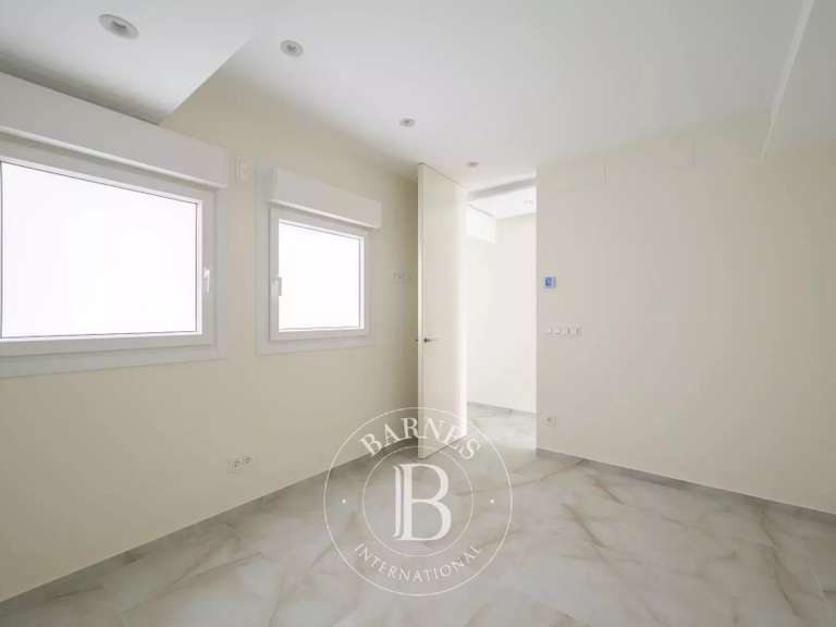 Appartement Saint-Sébastien - 1 chambre - 74m²