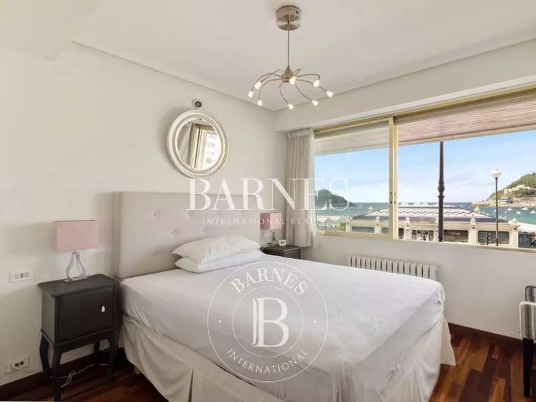Appartement Saint-Sébastien - 4 chambres - 152m²