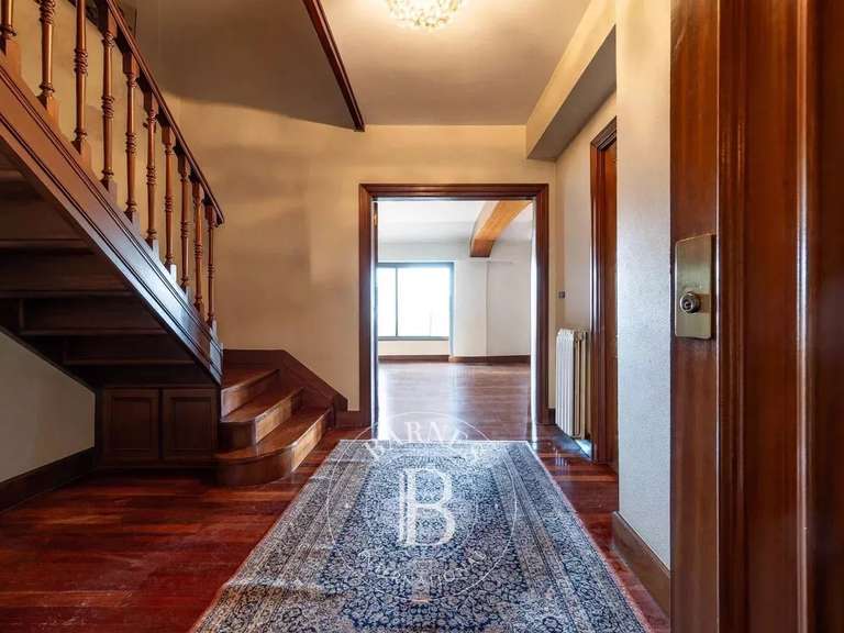 Appartement Saint-Sébastien - 5 chambres - 250m²