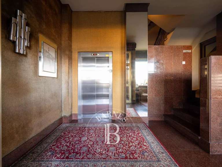 Appartement Saint-Sébastien - 5 chambres - 160m²
