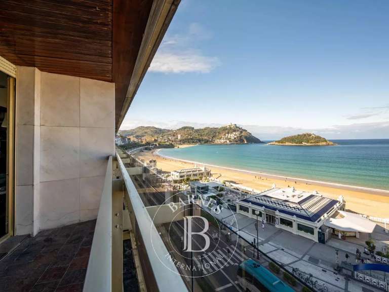 Appartement Saint-Sébastien - 5 chambres - 160m²