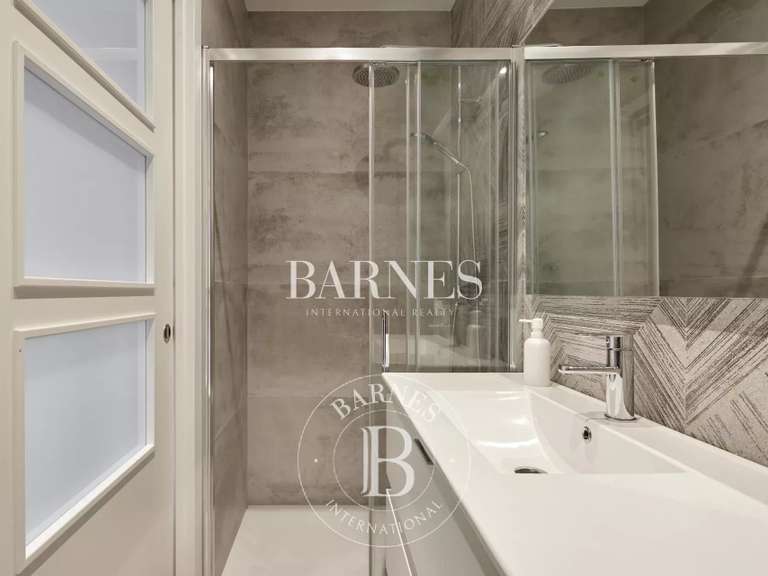 Appartement Saint-Sébastien - 5 chambres - 174m²