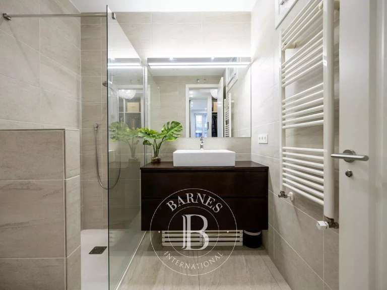 Appartement Saint-Sébastien - 3 chambres - 166m²