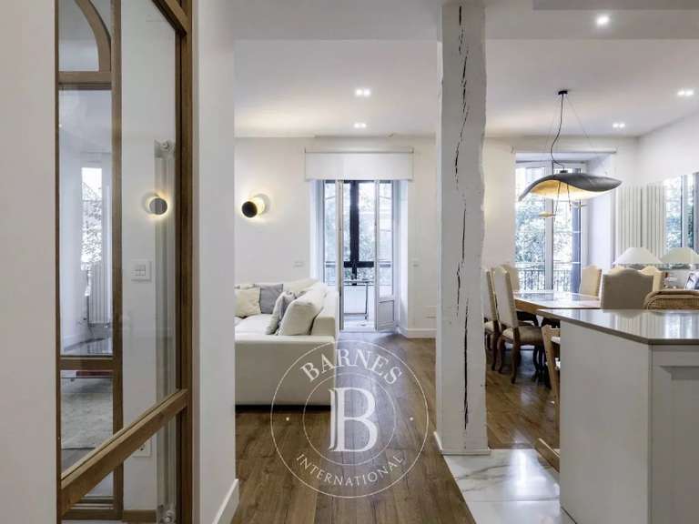 Appartement Saint-Sébastien - 3 chambres - 166m²