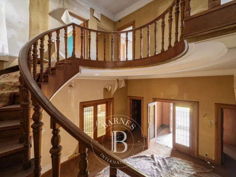 Maison Saint-Sébastien - 7 chambres - 1720m²