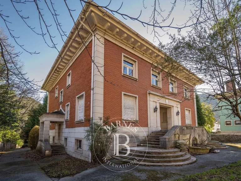Maison Saint-Sébastien - 7 chambres - 1720m²