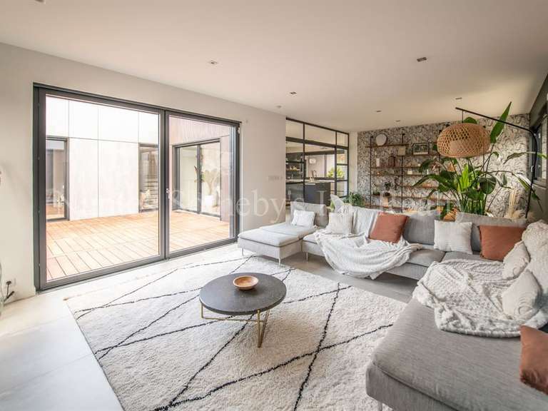 House Saint-Sébastien-sur-Loire - 5 bedrooms - 216m²