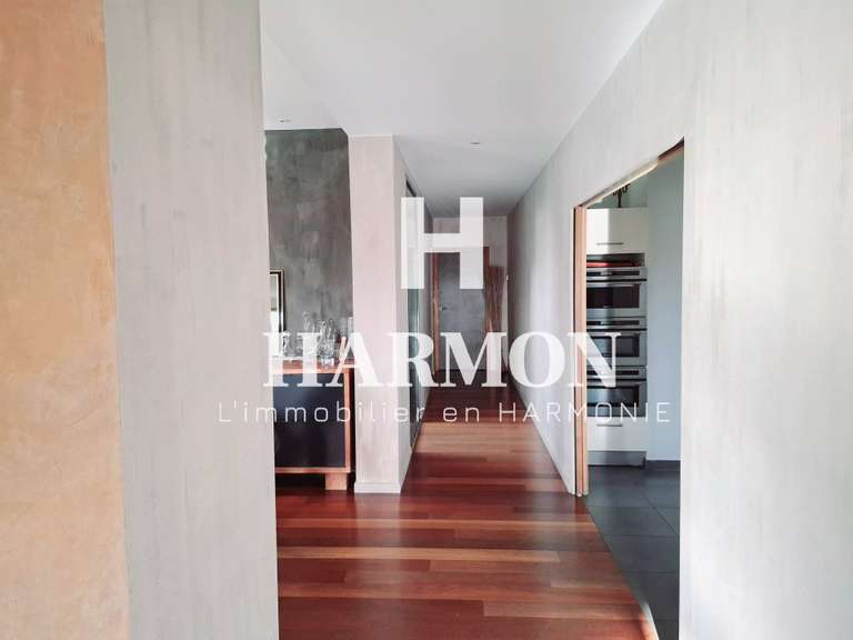 Maison Saint-Selve - 4 chambres - 177m²