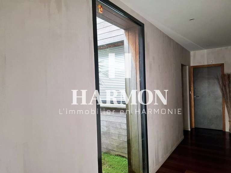 Maison Saint-Selve - 4 chambres - 177m²