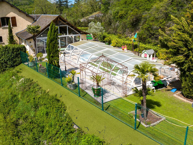 Propriété Saint-Sernin-sur-Rance - 6 chambres - 600m²