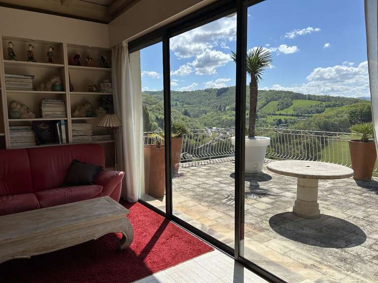 Propriété Saint-Sernin-sur-Rance - 6 chambres - 600m²