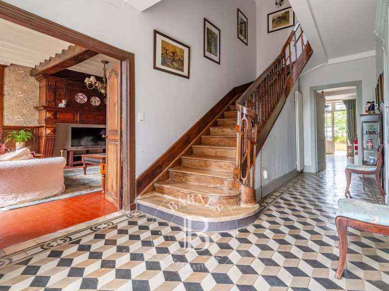 Château Saint-Sever - 12 chambres - 550m²